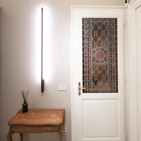 Apartman The Gateway Suite, Porta Nuova Station, Torino