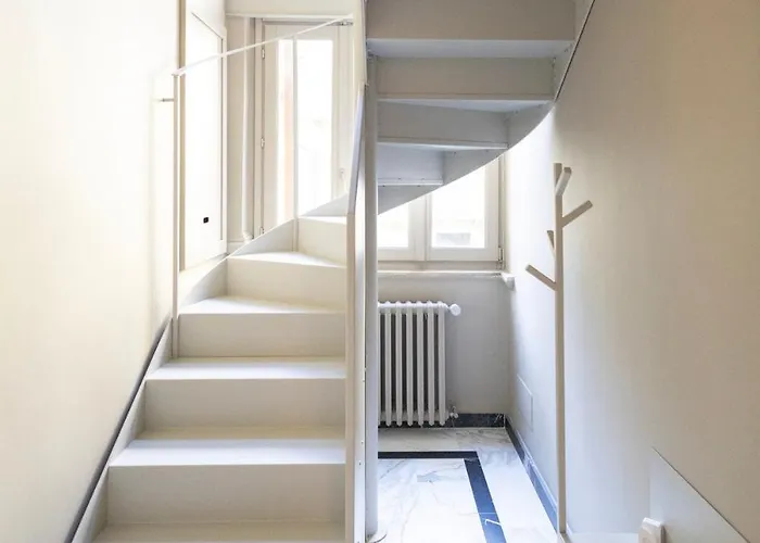 The Gateway Suite, Porta Nuova Station, *